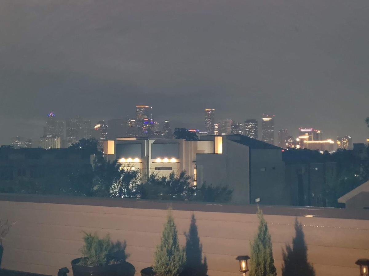 N-E-G Skai Midtown Of Houston别墅 外观 照片